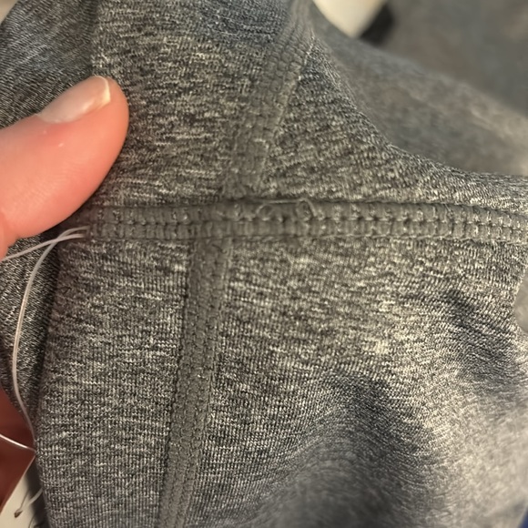 Women’s NWT Zella Cropped Leggings - size S in grey & black - Picture 9 of 9